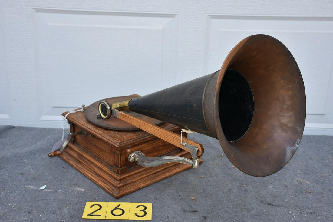 Victor Talking Machine /"Junior/" Phonograph Support Arm